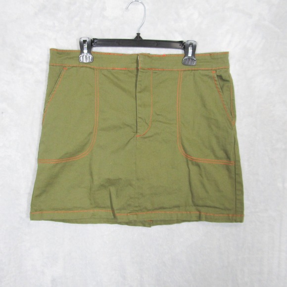 ModCloth Olive Green Mini Skirt Women's Size 14 Pockets Orange Stitching - Picture 1 of 8